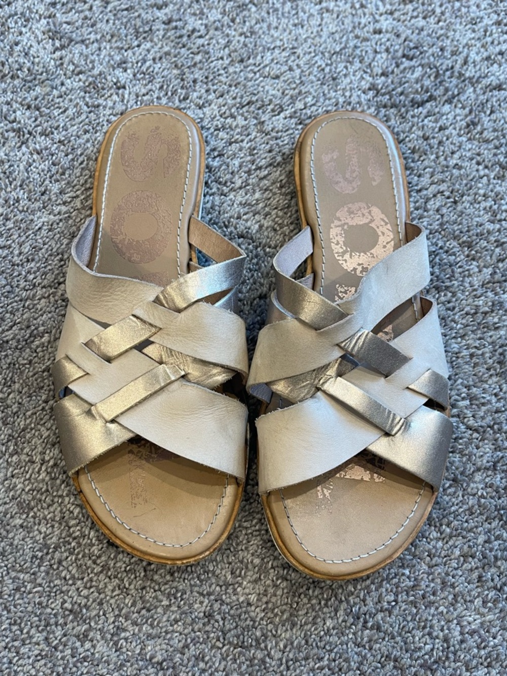 Sorel Leather Slide Sandals Silver & Cream Woven Straps Size 9
